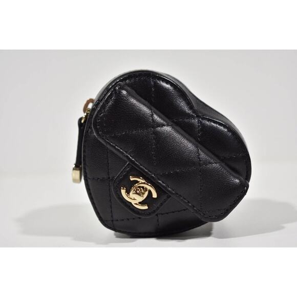 Chanel 22S Black Runway Heart Mini Lambskin Quilted Flap Zipped Arm Coin Purse - Picture 4 of 12